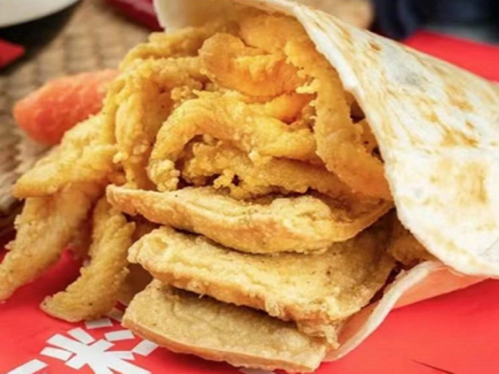 一個人擺攤做什么小吃賺錢？香酥雞餅小本創(chuàng)業(yè)新選擇！(圖3)