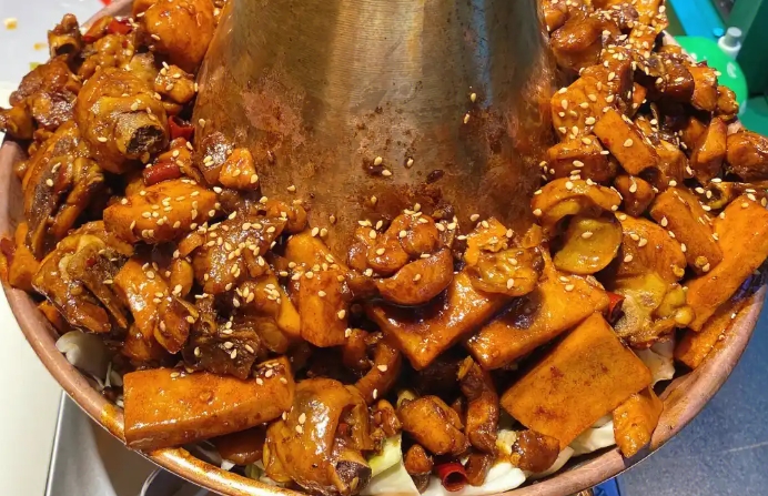 想學(xué)火鍋雞？正宗配方和制作技巧，助你快速上手(圖3)