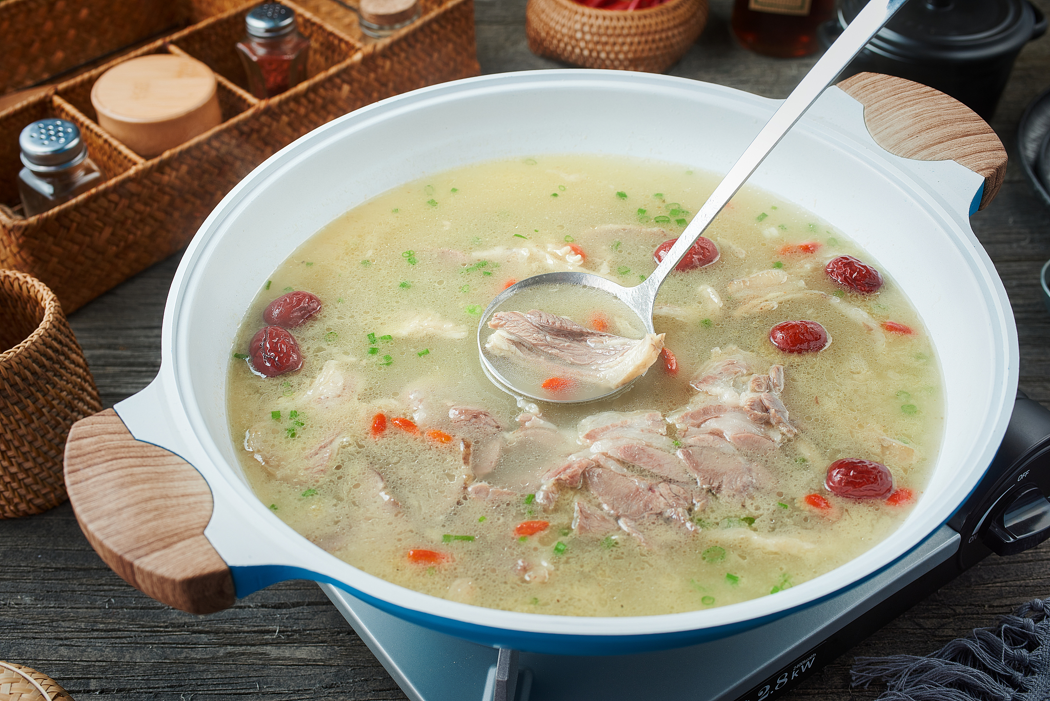 單縣羊湯正宗做法：從選材到烹飪，廚仟藝教您做出地道美味！(圖2)