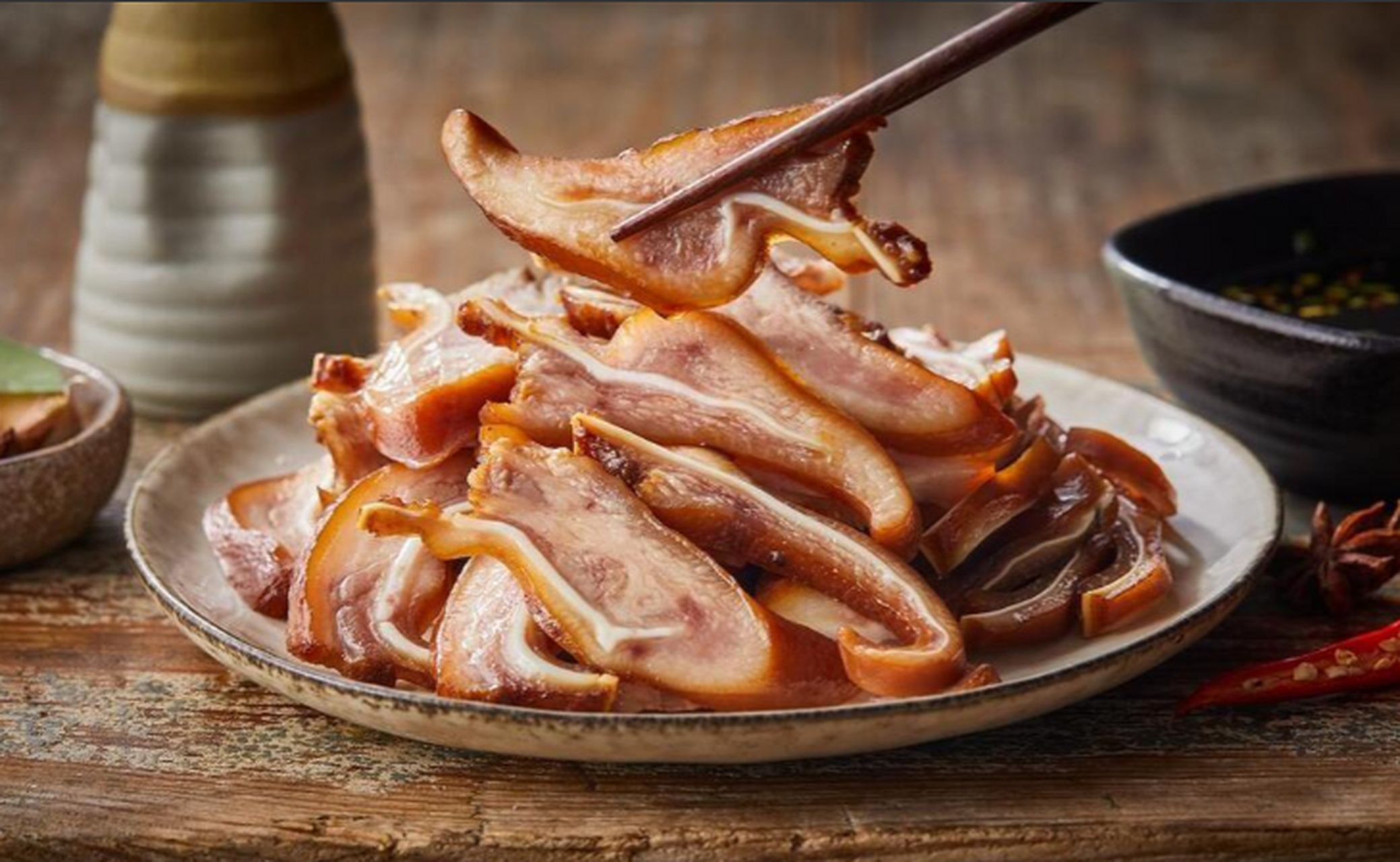 想學(xué)正宗鹵肉？掌握鹵肉的做法步驟，輕松開店！(圖2)