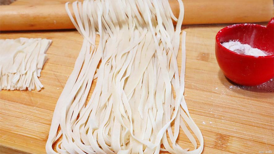 學(xué)正宗手搟面？業(yè)內(nèi)大佬揭秘：學(xué)錯(cuò)技術(shù)，你的創(chuàng)業(yè)夢(mèng)可能會(huì)破滅！(圖3)