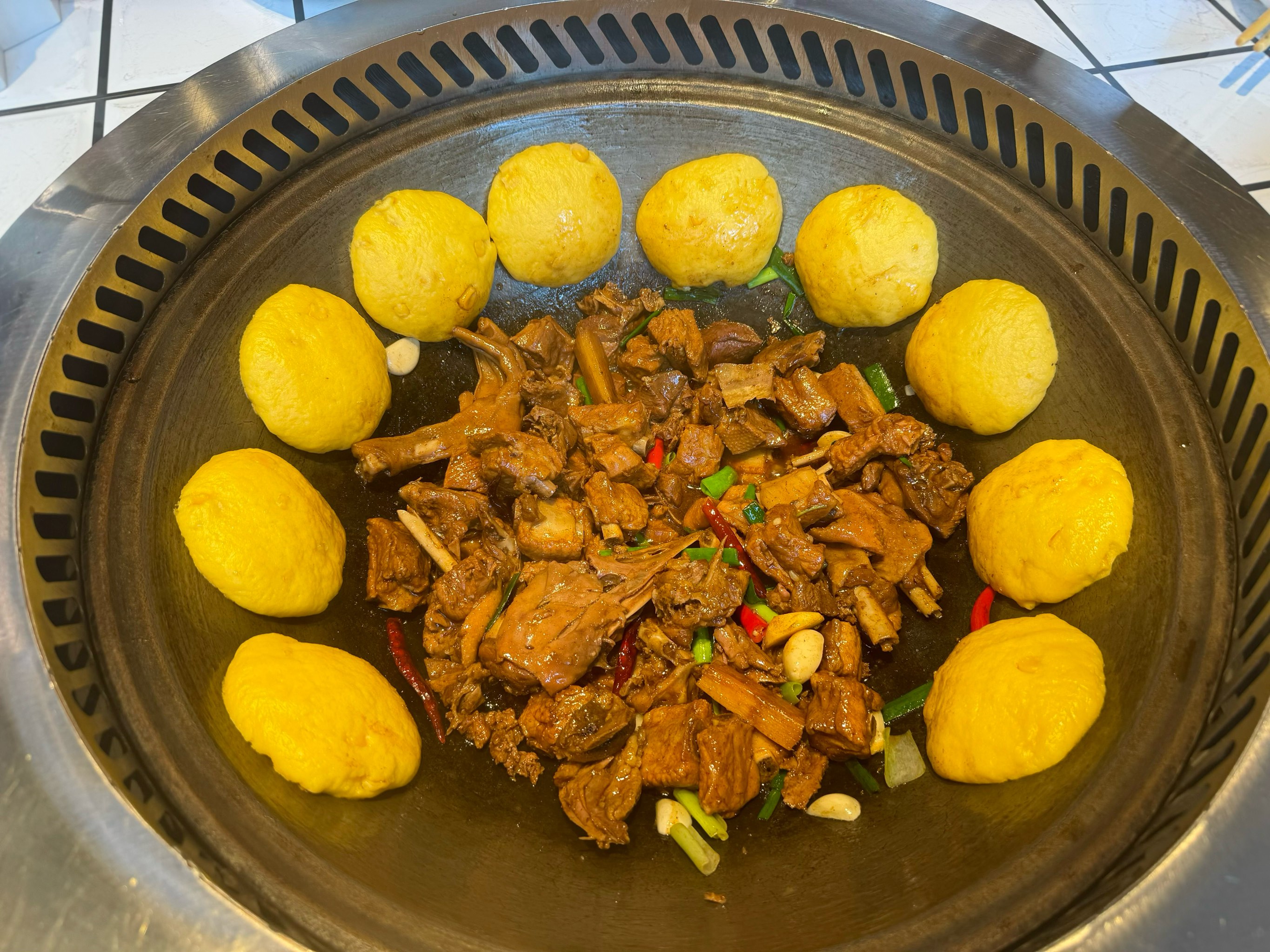 開一家鐵鍋燉需要多少錢？5大因素揭秘，讓你創(chuàng)業(yè)不再迷茫！(圖2)