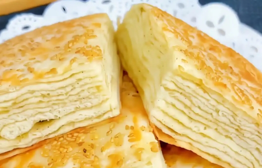 山東千層餅培訓(xùn)哪家好？內(nèi)行人揭秘：3大選課標(biāo)準(zhǔn)，學(xué)費(fèi)+技術(shù)一次搞懂！(圖2)