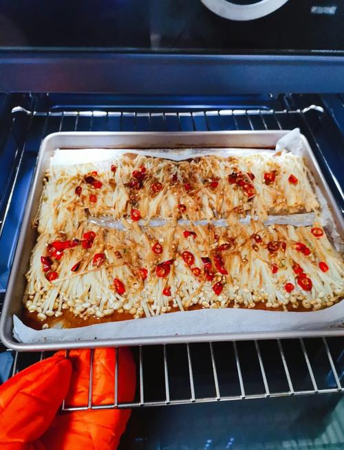 燒烤蒜蓉金針菇的做法：簡單美味，打造燒烤攤上的人氣小吃！(圖3)