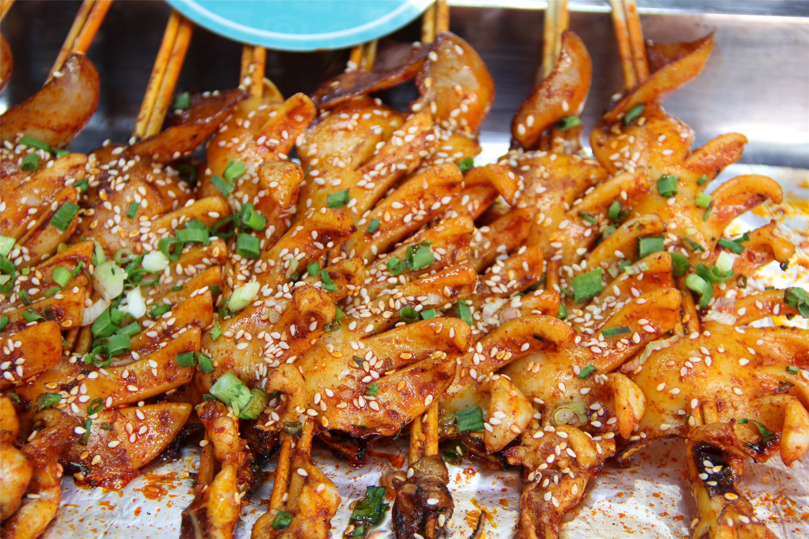 燒烤魷魚(yú)的做法：如何烤出外焦里嫩的美味魷魚(yú)？(圖3)