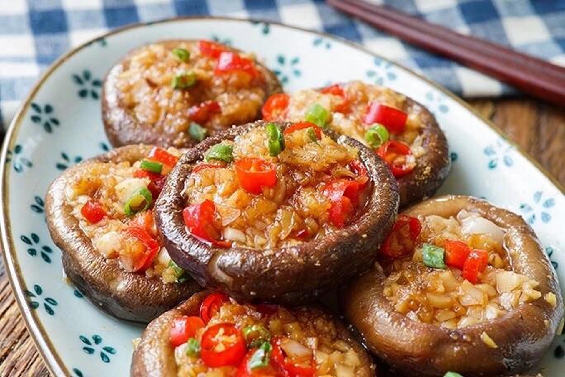 烤香菇的做法：如何制作鮮香美味的烤香菇？(圖2)