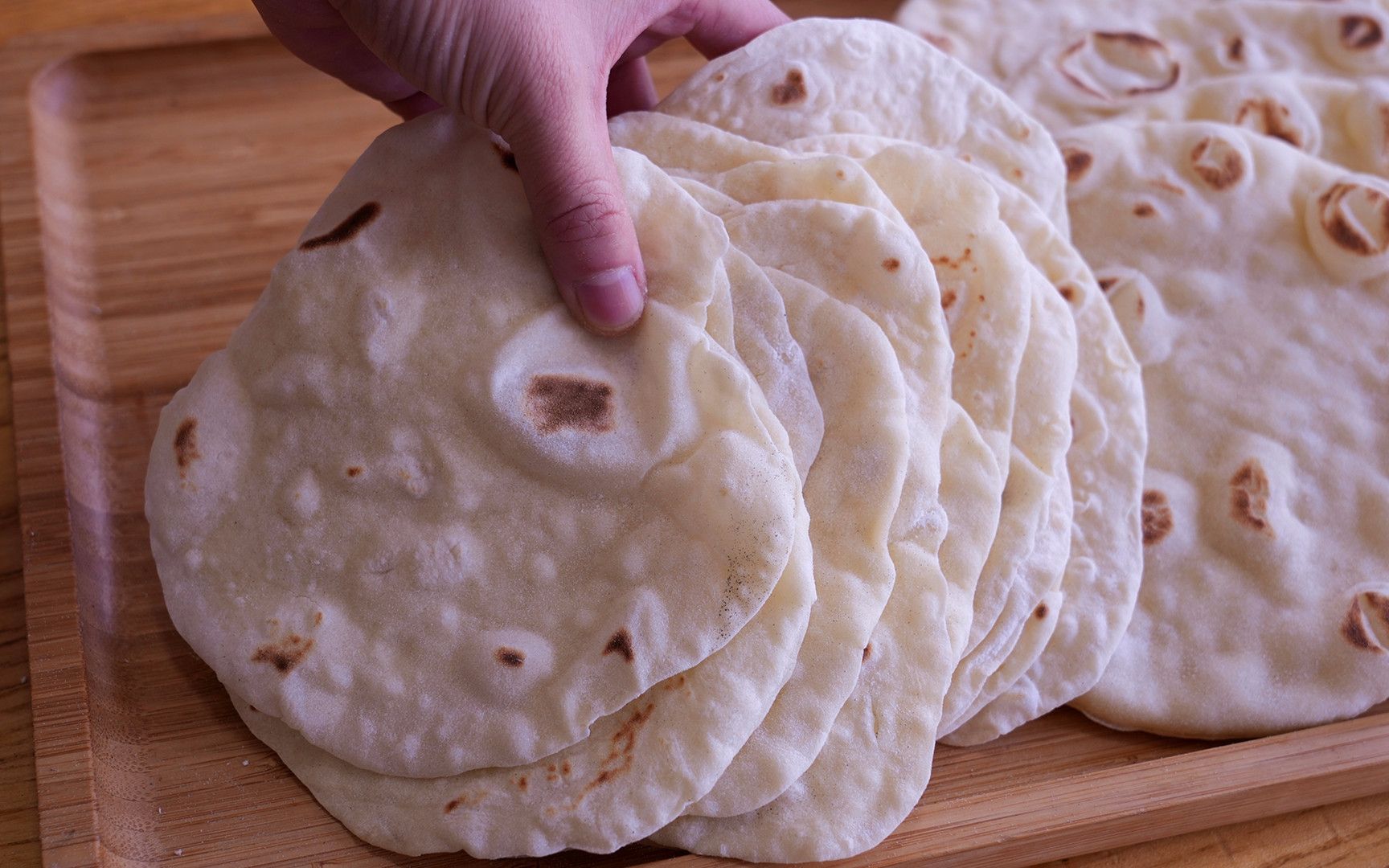 燒烤小餅的做法：簡單又美味，輕松上手(圖2)