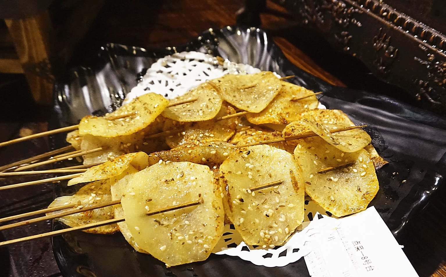 烤土豆片的做法：簡(jiǎn)單美味，燒烤桌上的完美配菜(圖3)