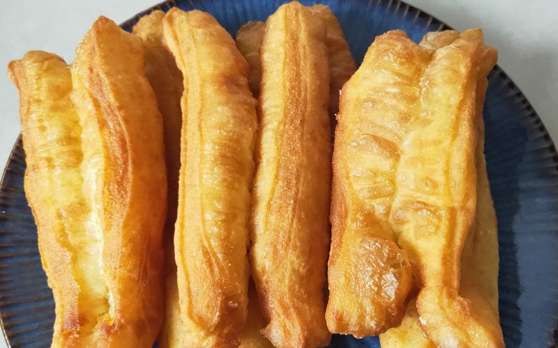 油條面怎么發(fā)酵又松又軟？關(guān)鍵細(xì)節(jié)別忽視，配方比例要記牢！(圖2)