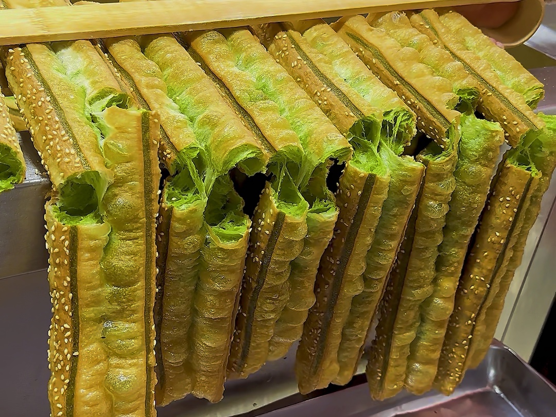 油條怎么炸才酥脆？學做配方，開店也不難！(圖2)