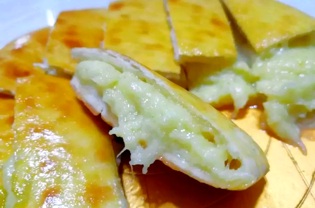 芝士榴蓮餅怎么做？配方簡(jiǎn)單，出攤爆火！(圖2)