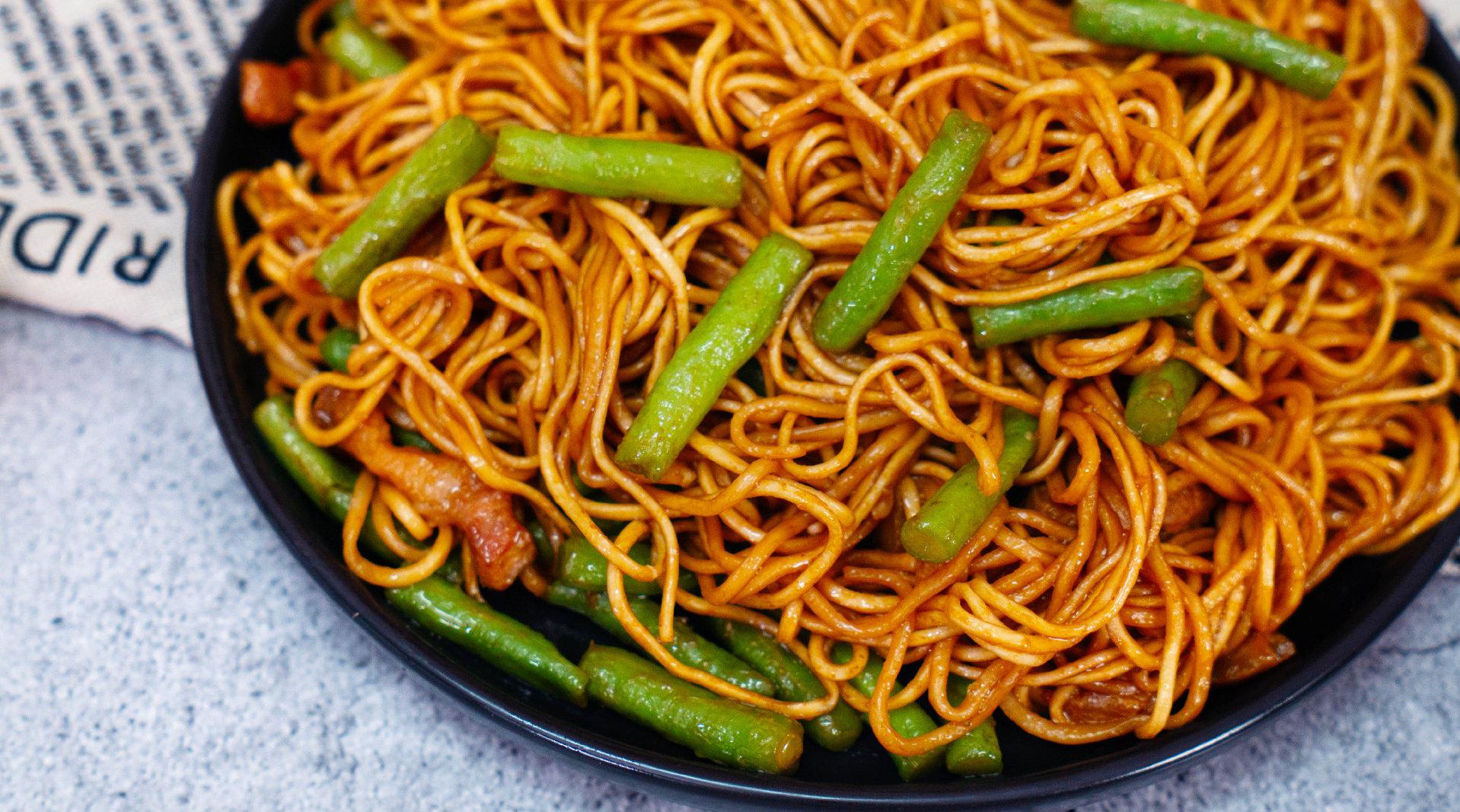 河南燜面的做法？老手都在學(xué),香翻天！