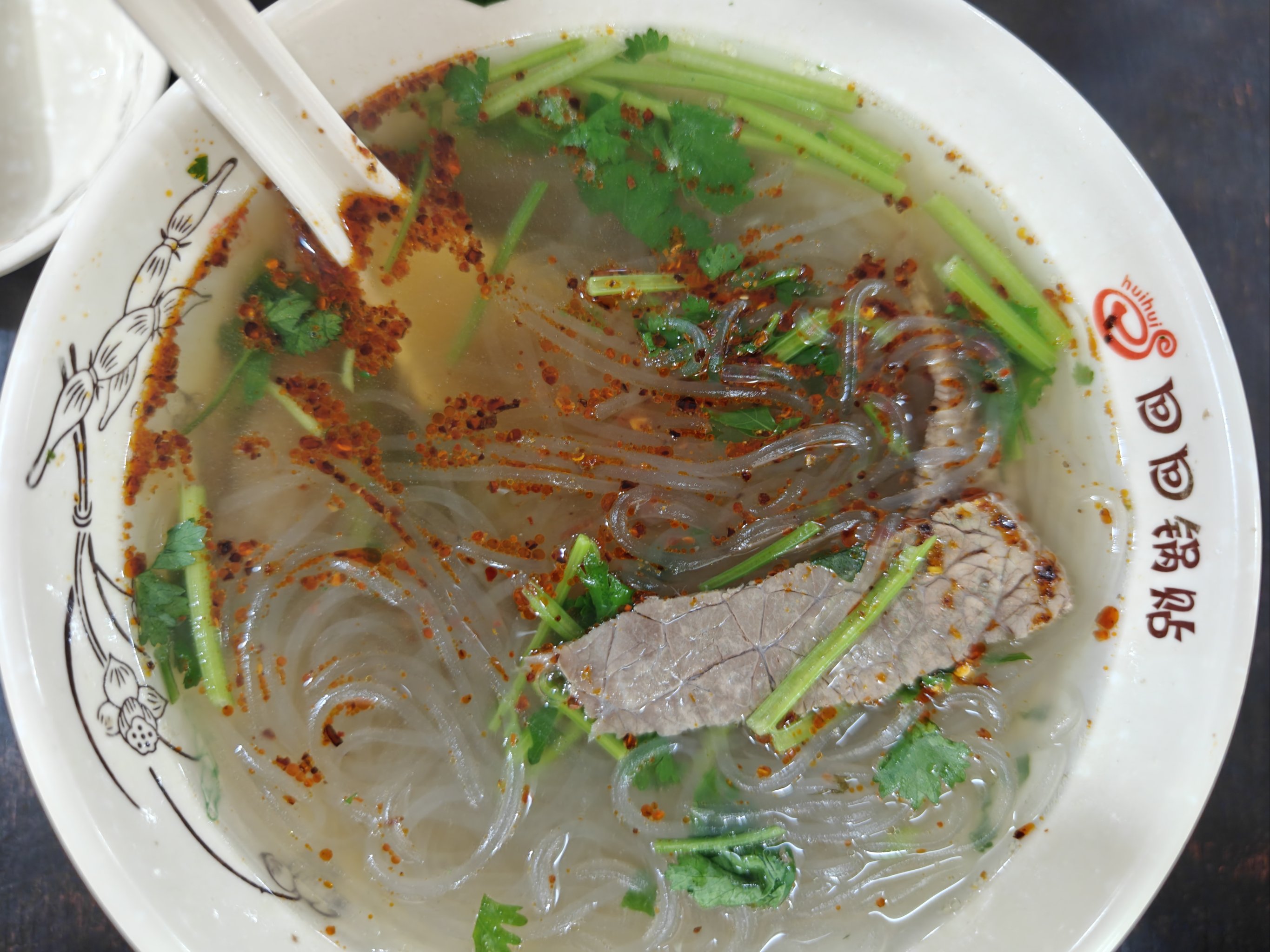 開個牛肉湯店大概多少錢？投入明細來了，選址更關鍵！(圖2)