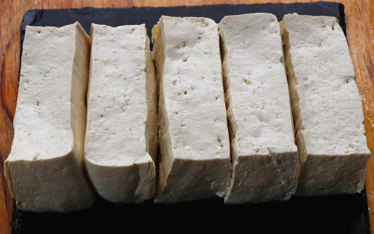 一斤黃豆能做幾斤豆腐？產(chǎn)量驚人，商機(jī)不斷！(圖4)