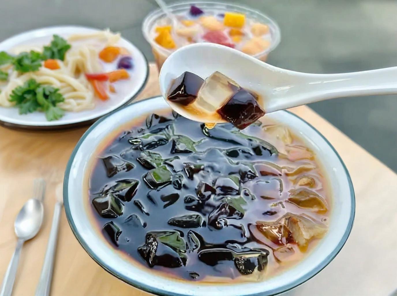 糖水店的利潤(rùn)有多大？成本低門檻小，人人能開(kāi)！(圖2)