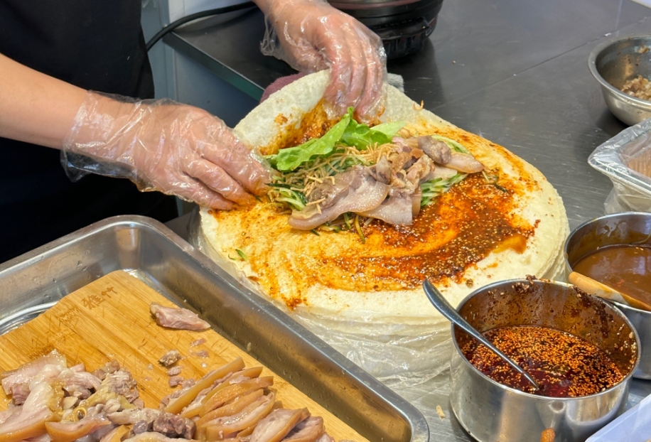 鹵肉卷餅生意好做嗎？投資不大，賺錢真快！(圖2)