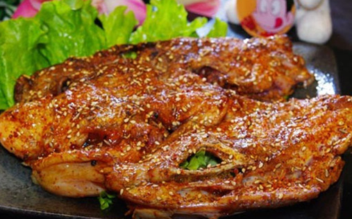 鐵板雞架生意能干嗎？街頭實(shí)況曝光，別錯(cuò)過(guò)這門買賣！(圖3)