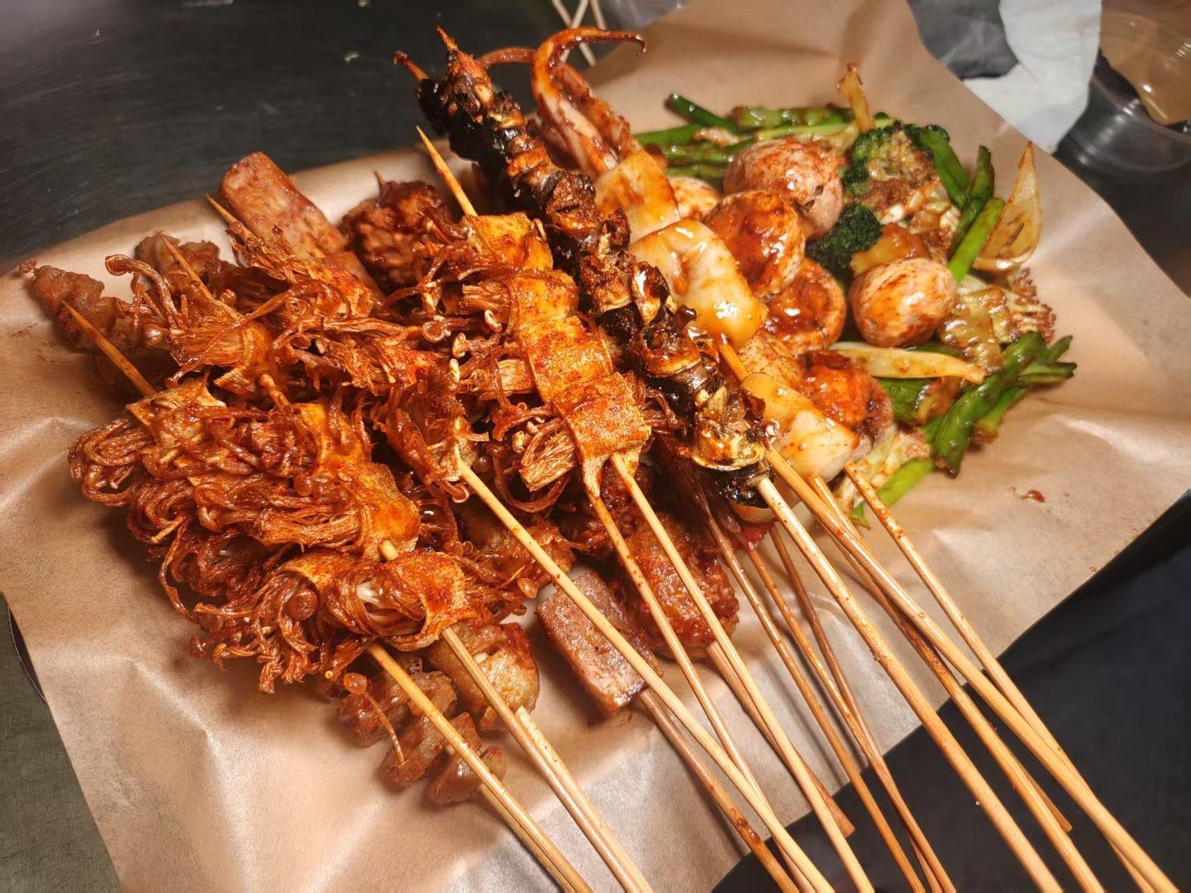 擺攤利潤最高的小吃有哪些？選對(duì)品類，輕松日入上千！(圖2)