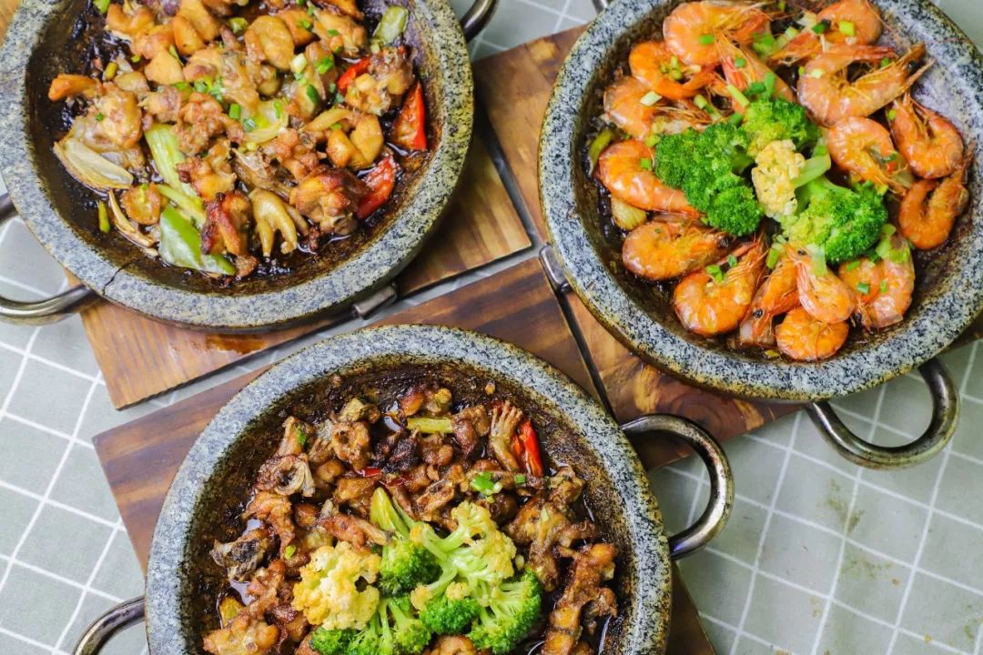 石鍋?zhàn)鍪裁床撕?？爆款推薦，輕松打造排隊(duì)小店！(圖3)