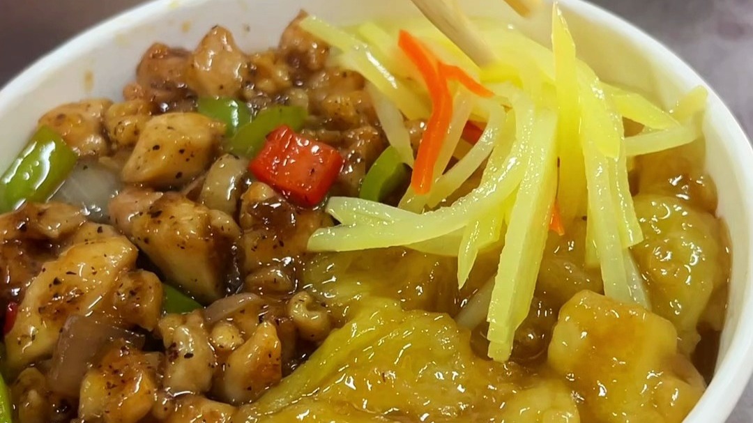 食堂茶香雞米飯?jiān)趺醋?？味道穩(wěn)、出餐快，開干不猶豫！(圖2)