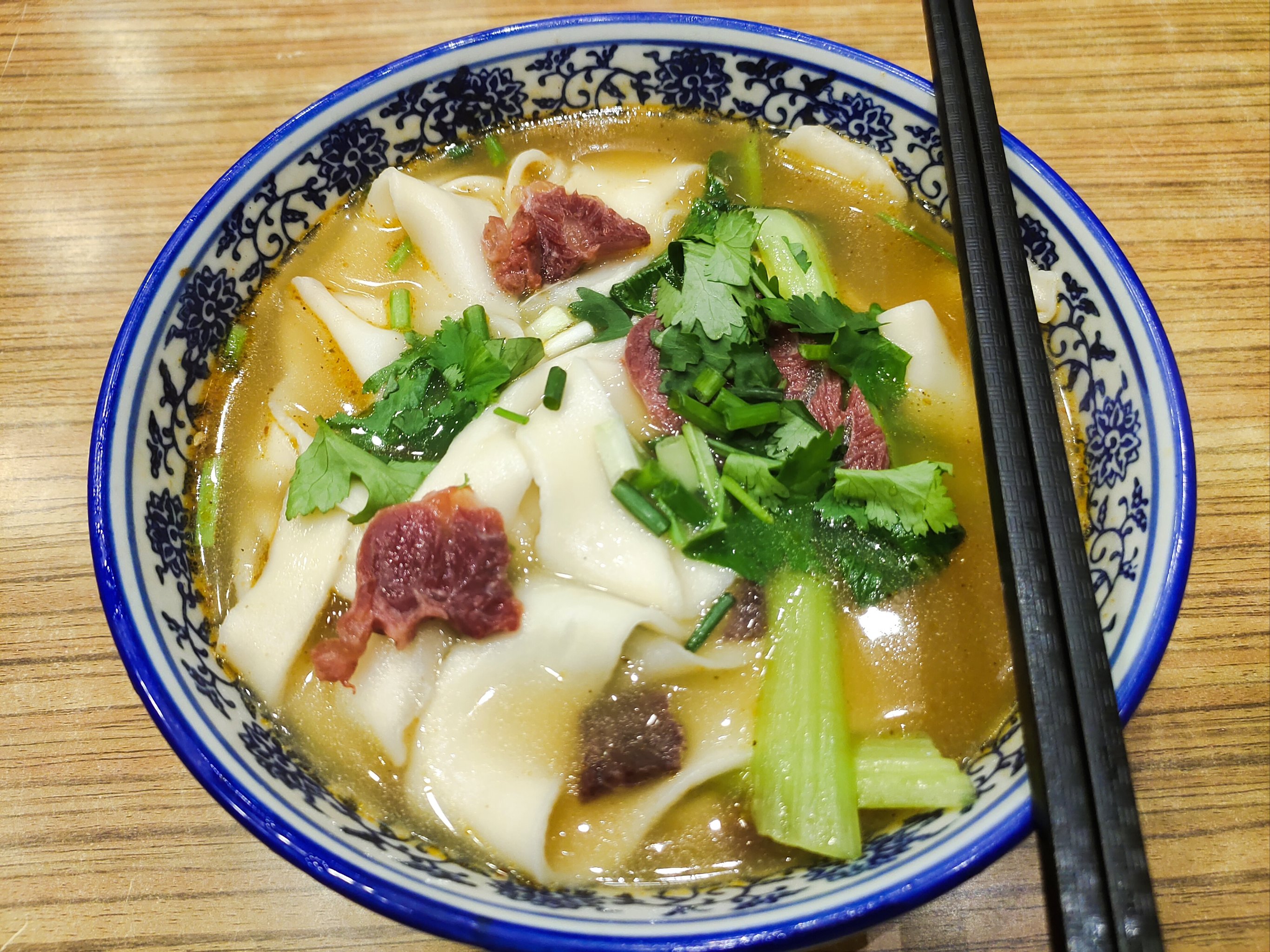 河南燴面培訓(xùn)學(xué)費(fèi)貴不貴？一碗燴面賺十倍，學(xué)費(fèi)回本只需三天！(圖3)