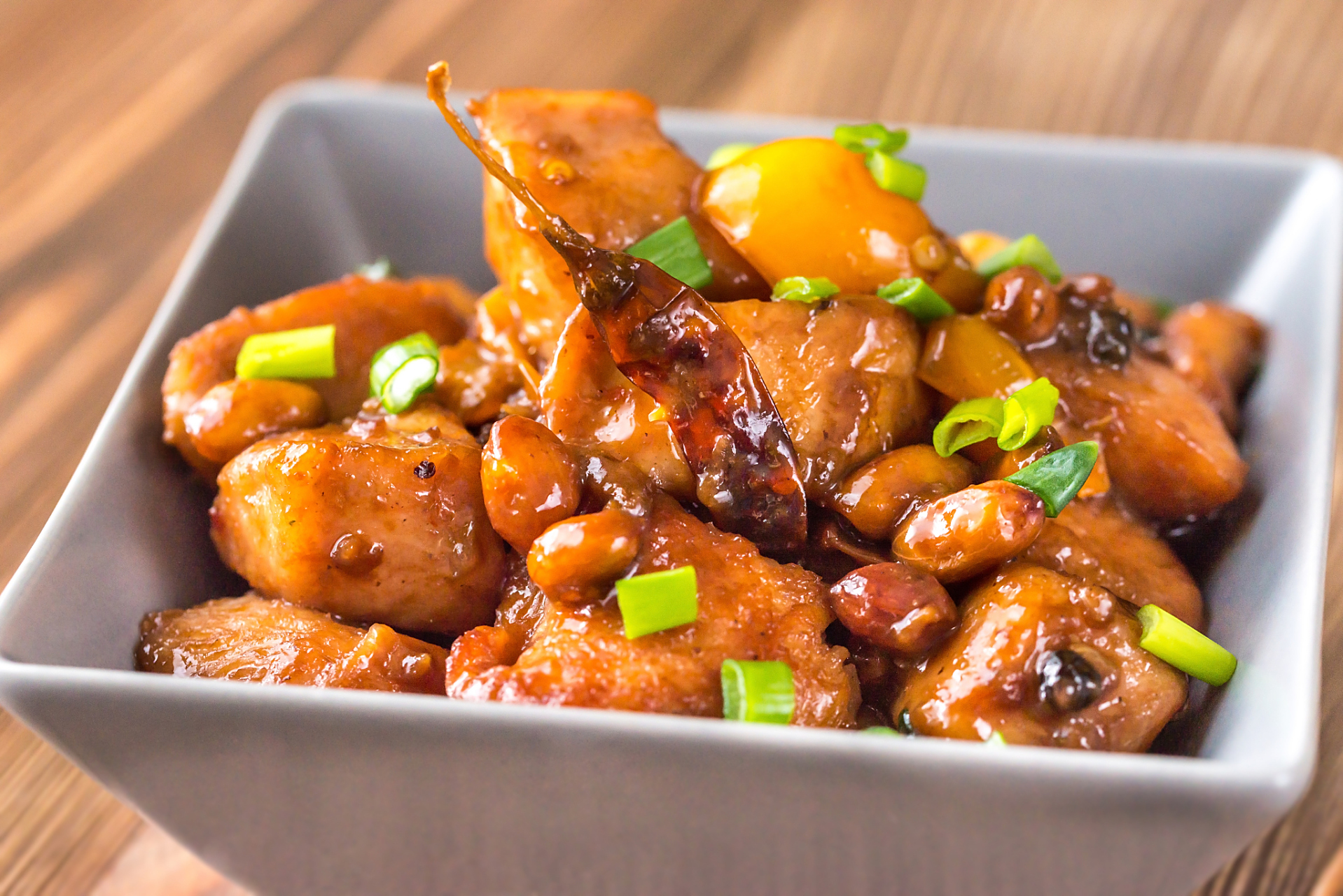 190 元做紅燒雞塊，遇暴雨仍賣完！創(chuàng)業(yè)如何破局？