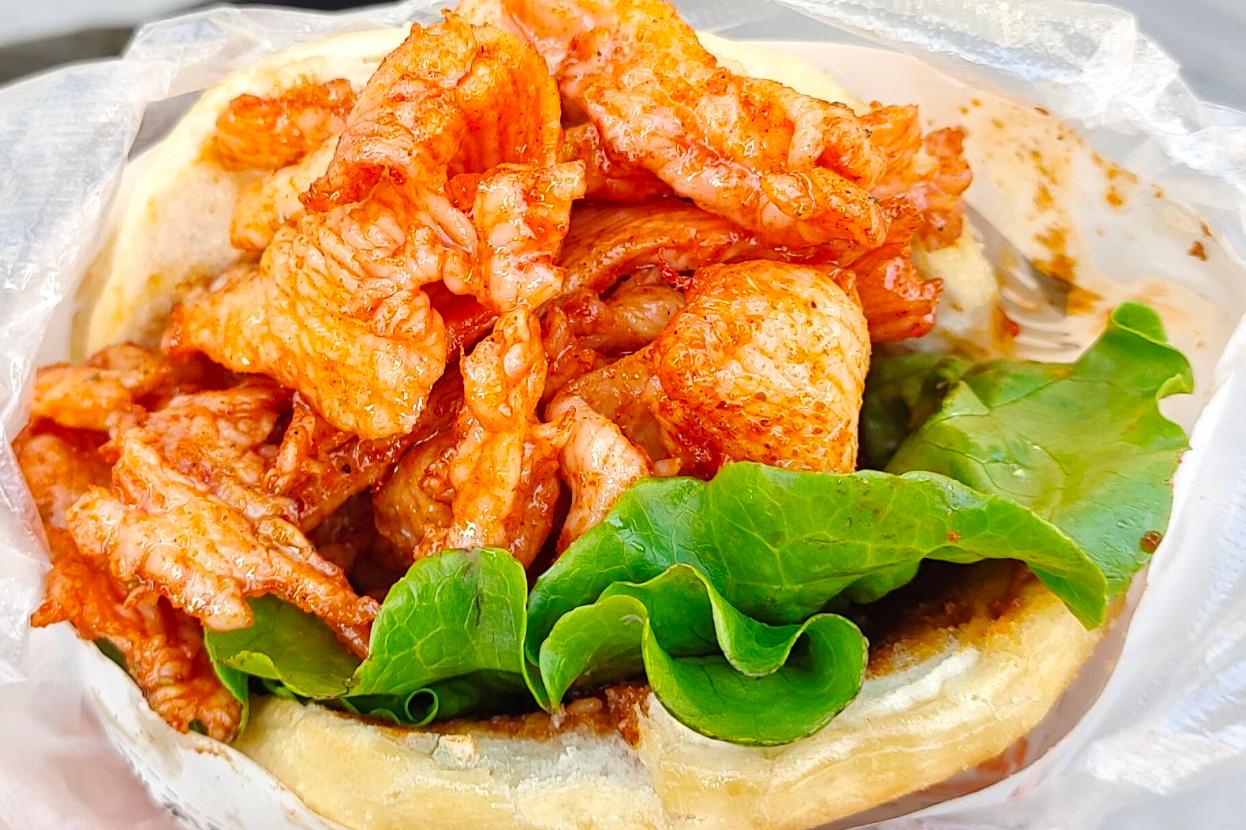 00后縣城賣超大里脊餅，日入3200+！小本創(chuàng)業(yè)新思路(圖4)