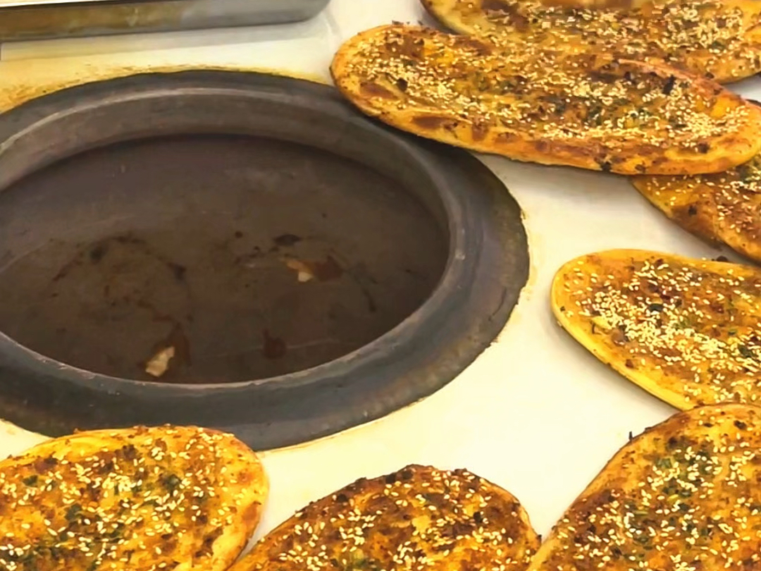 燒餅店一年能掙多少錢(qián)？從揉面到擺攤，手把手教你算清“盈利賬”