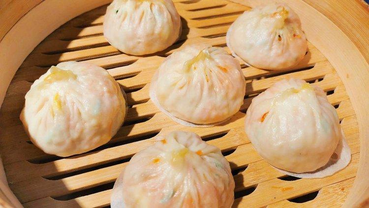 紙皮包子的面是咋和的？掌握水溫與發(fā)酵技巧，輕松做出薄皮大餡的好包子(圖2)