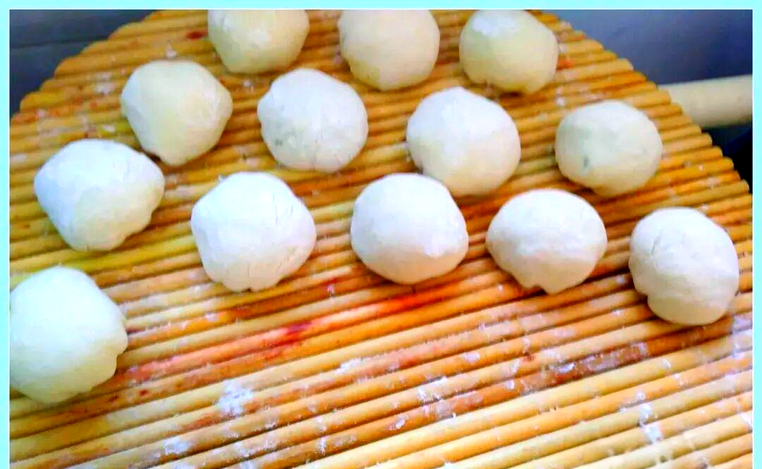 高密爐包的做法和配方難嗎？掌握這些關(guān)鍵步驟，做出口感更正宗的爐包！(圖3)