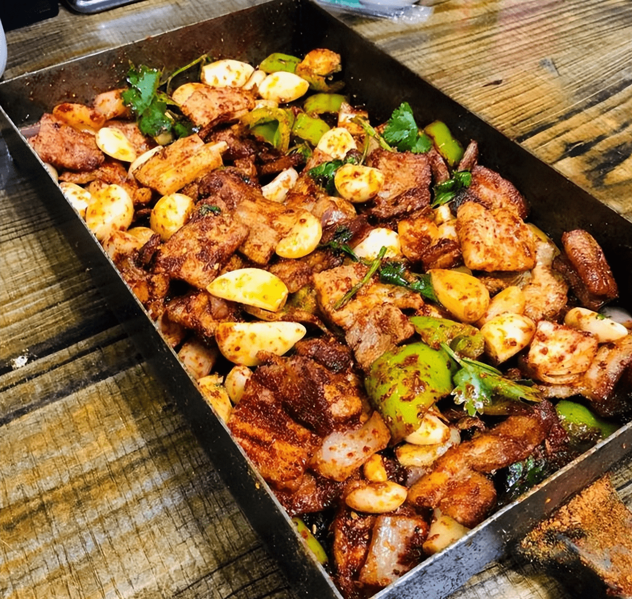 鐵板戳子肉做法難不難？小吃店必學(xué)技術(shù)，味道抓人還不挑客！(圖2)