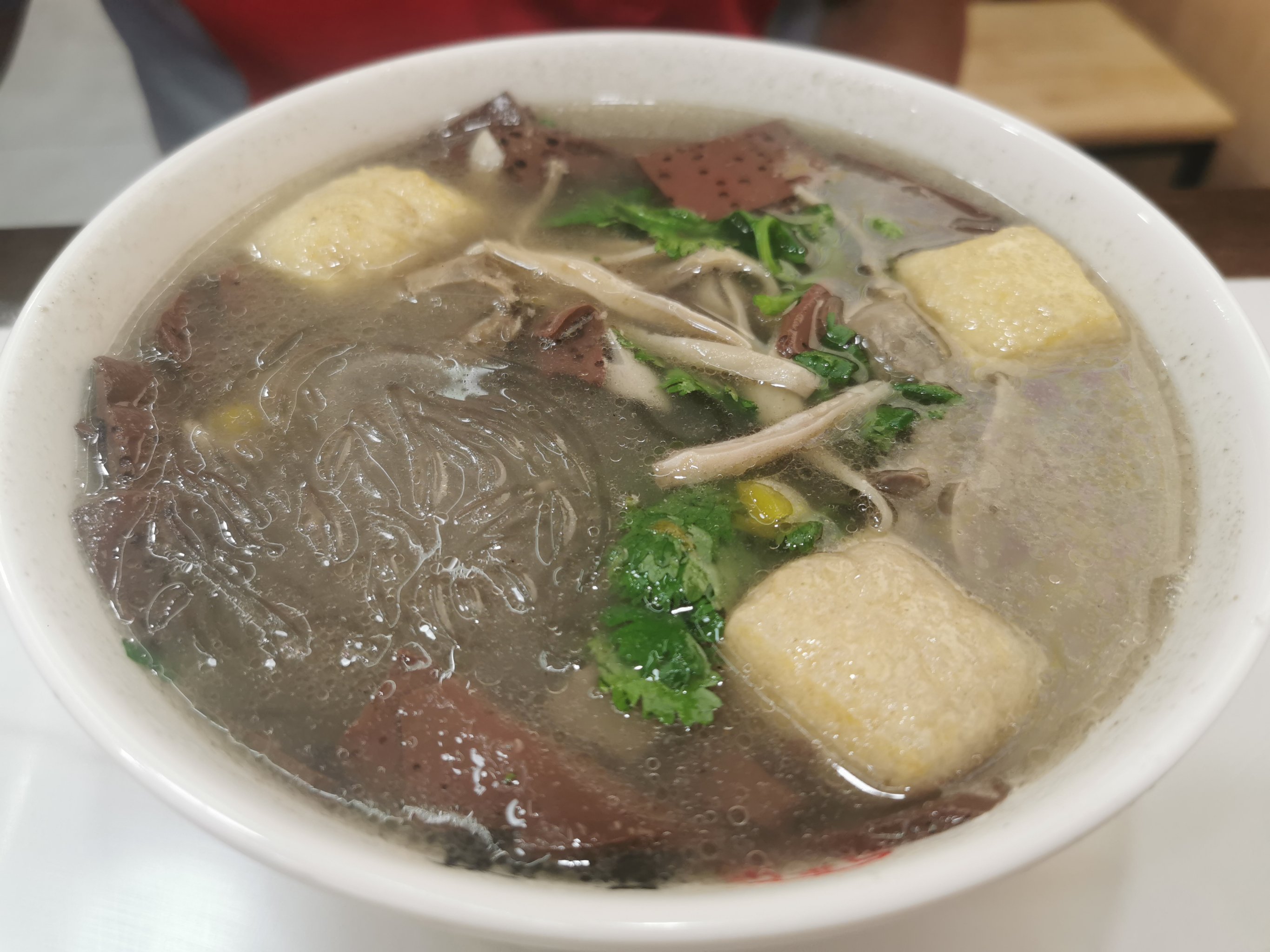 鴨血粉絲湯培訓費多少？好學嗎？學會后自己開店真的能行！(圖2)