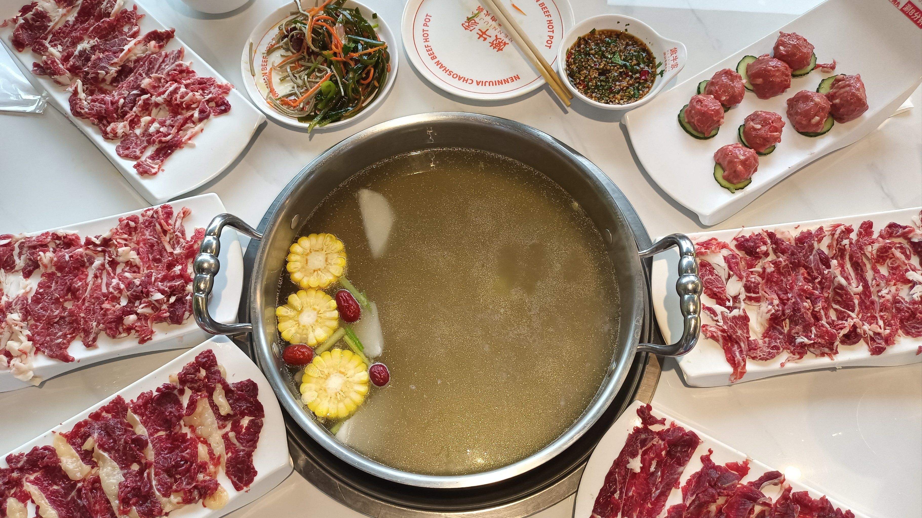 潮汕牛肉火鍋去哪里學(xué)最靠譜？手切工藝、湯底秘制、學(xué)會(huì)正宗味道不走彎路！(圖3)