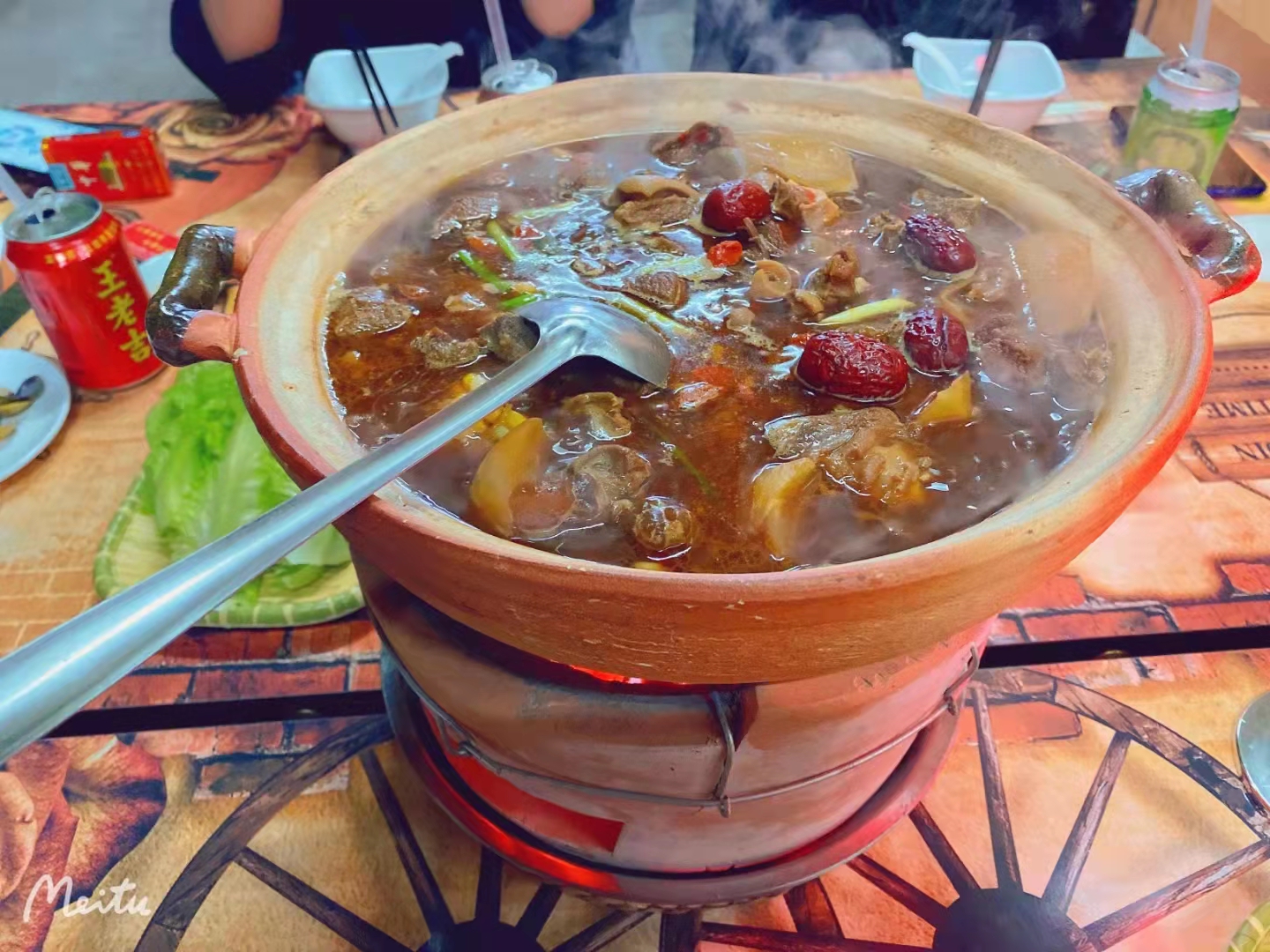 打邊爐技術(shù)培訓(xùn)靠譜嗎？核心湯底是靈魂，新手能不能學(xué)到正宗配方！(圖3)