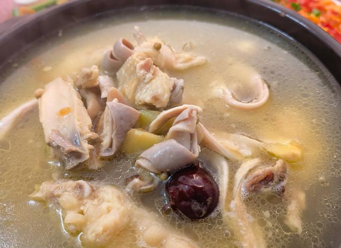 豬肚雞是哪里的特色菜？老廣人都愛喝的滋補靚湯，創(chuàng)業(yè)開店別錯過！