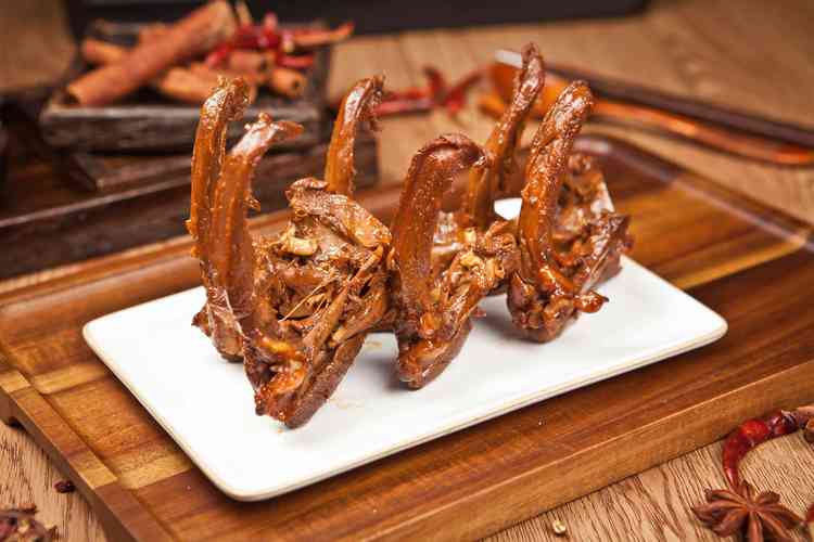 鹵菜店一年能賺多少錢(qián)？別光算利潤(rùn)，這些經(jīng)營(yíng)細(xì)節(jié)才決定你能賺多久！(圖3)