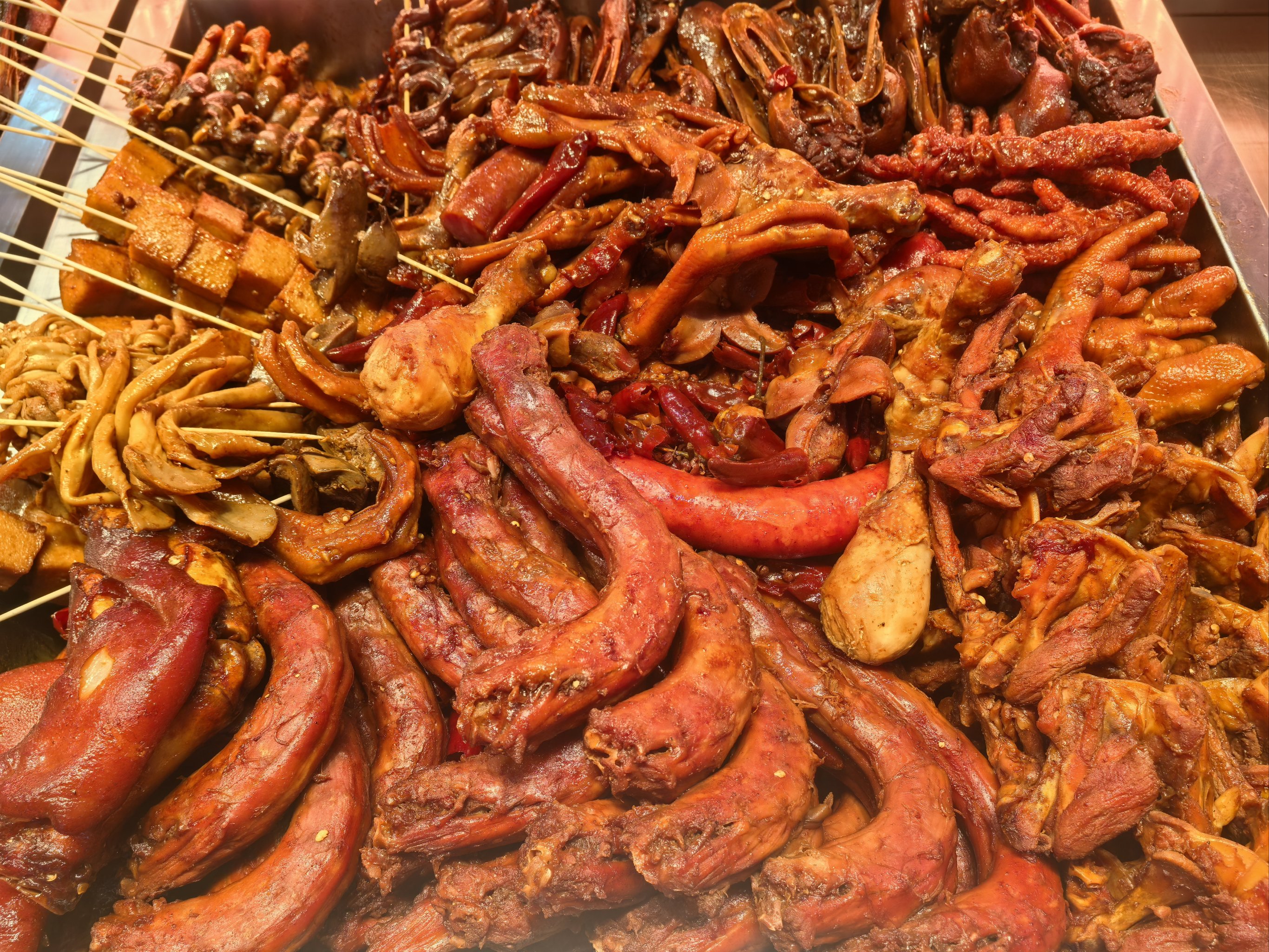 鹵味擺攤選址技巧有哪些？別盲目看人流，學(xué)會這幾招攤位自然天天爆滿！(圖3)