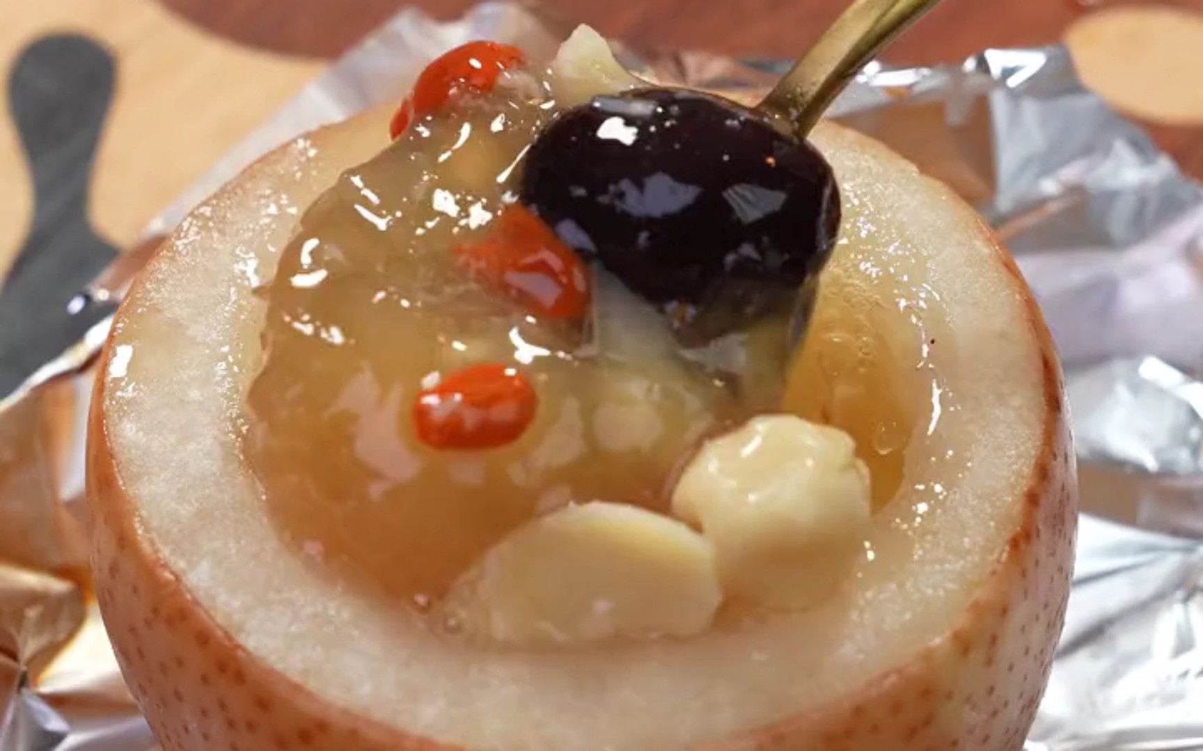 冰糖烤梨賺錢嗎？做法簡單門檻低，小攤創(chuàng)業(yè)也能輕松起步！(圖3)