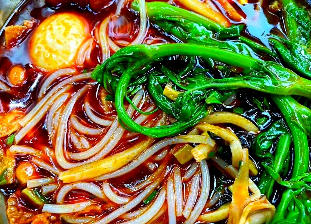 想學(xué)做螺螄粉在哪里學(xué)？配方技巧與學(xué)習(xí)方式一次講清楚！(圖2)