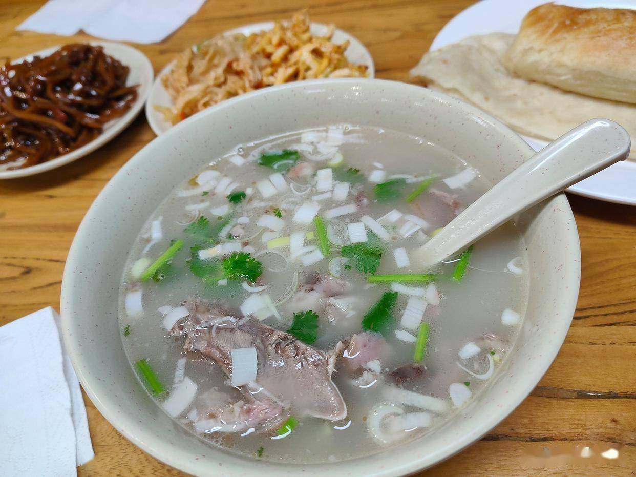 無(wú)錫哪里學(xué)羊肉湯好？學(xué)技術(shù)選擇培訓(xùn)學(xué)校全流程解析(圖3)