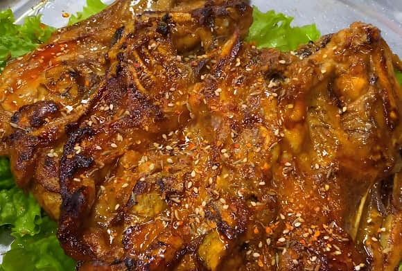 鐵板雞架：低成本高回報(bào)的美食創(chuàng)業(yè)秘籍，揭秘小吃界賺錢新風(fēng)尚！(圖2)