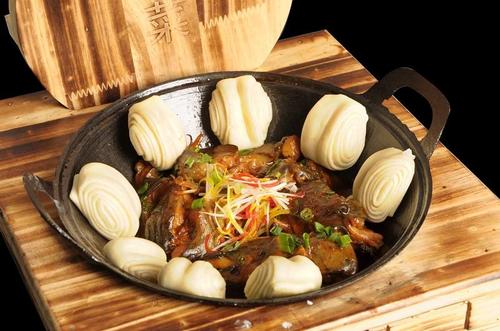 想學鐵鍋燉去哪里學？選擇廚仟藝，零基礎(chǔ)輕松學會正宗東北鐵鍋燉(圖2)