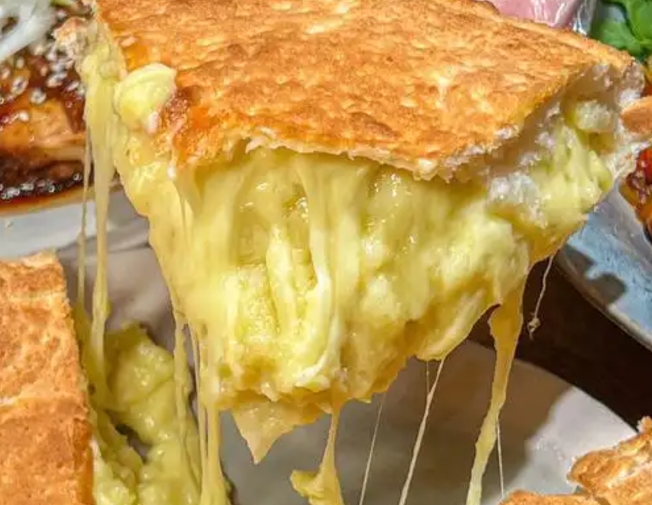 想學(xué)榴蓮芝士餅的正宗做法？來這里培訓(xùn)，3天學(xué)會！(圖2)