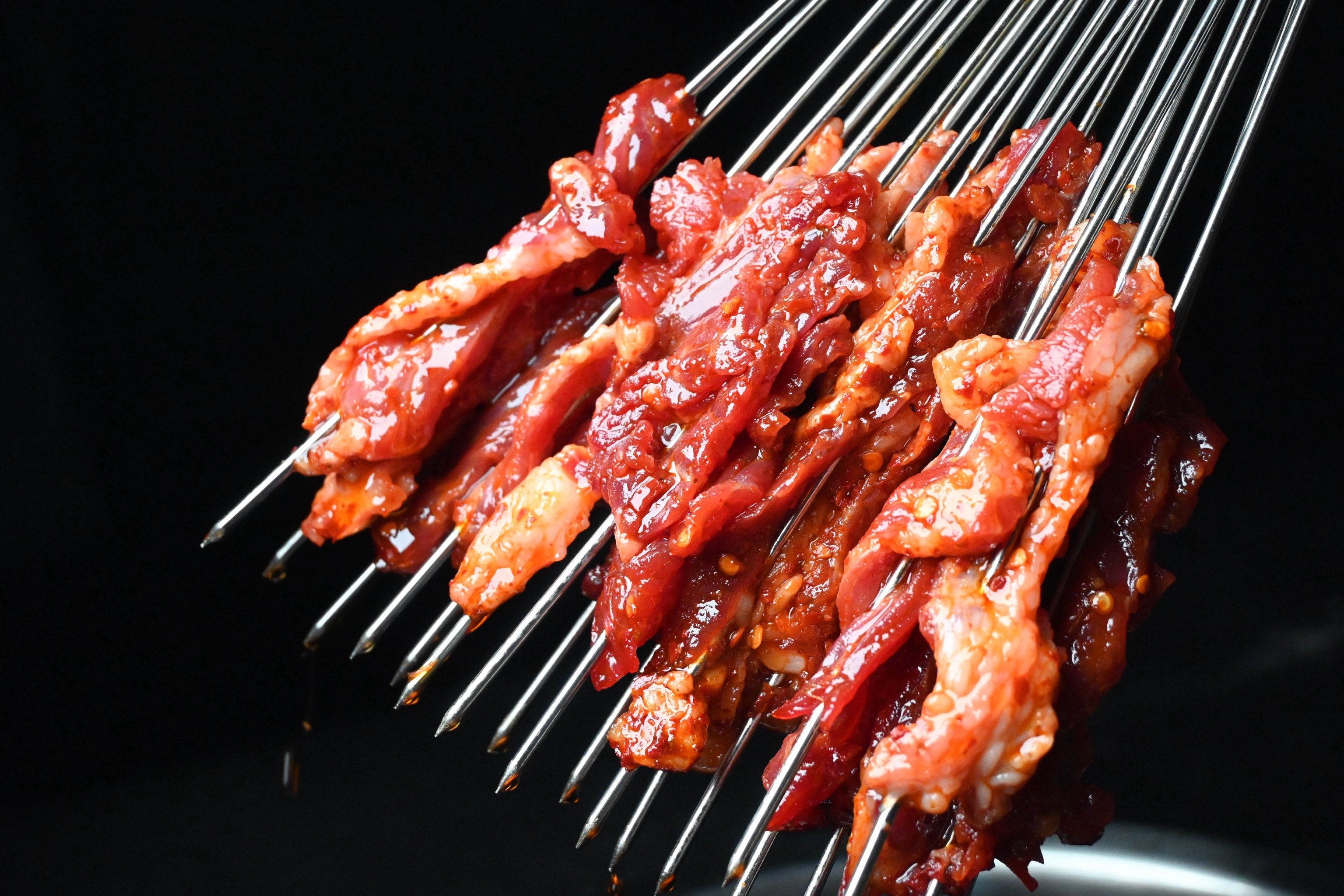 串串燒烤培訓(xùn)靠譜嗎？技術(shù)+實操，才是真正的賺錢利器！